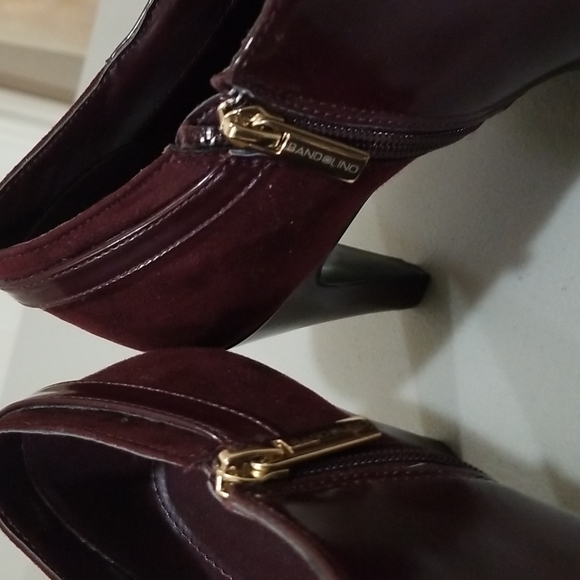 Bandolino Burgundy bootie - Picture 5 of 6